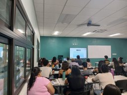 Conferencia internacional, taller de formación de pensamiento crítico